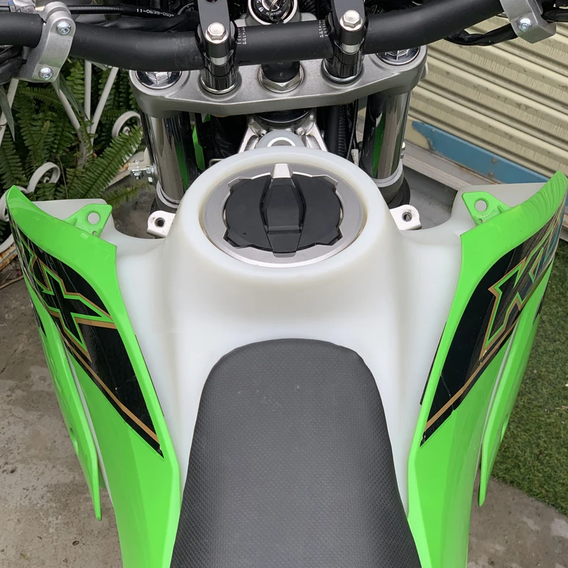 15L Black Plastic Fuel Tank for KAWASAKI KLX 230 Motorcycles