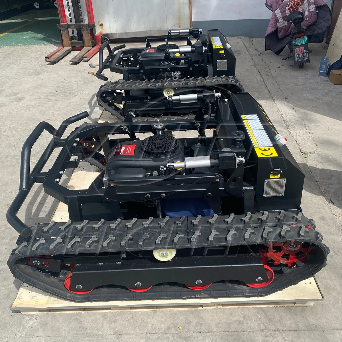 High Mowing Industrial Robotic Gasoline Lawnmower 190cc Satellite GPS EPA CE Euro 5 DIY Remote Control Grass Cutting Machine