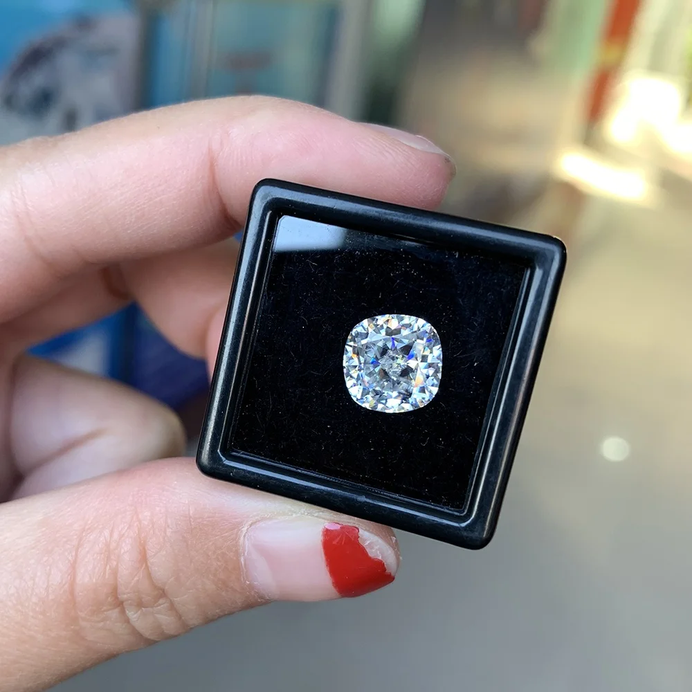 Mosang Diamond selling 5 x 5 mm