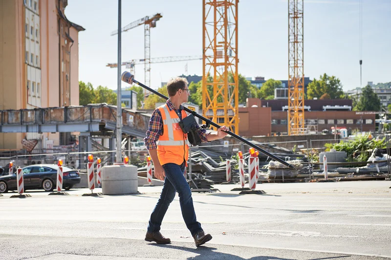 Latest Gnss Rtk Trimble R12 Gps Rtk Survey Equipment Base And Rover For