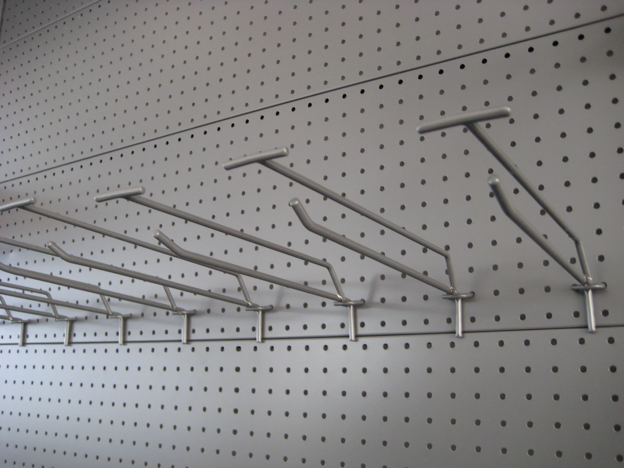 Cheap Mesh Single Wire Mental Shelves Hook Rack Display Hhooks For