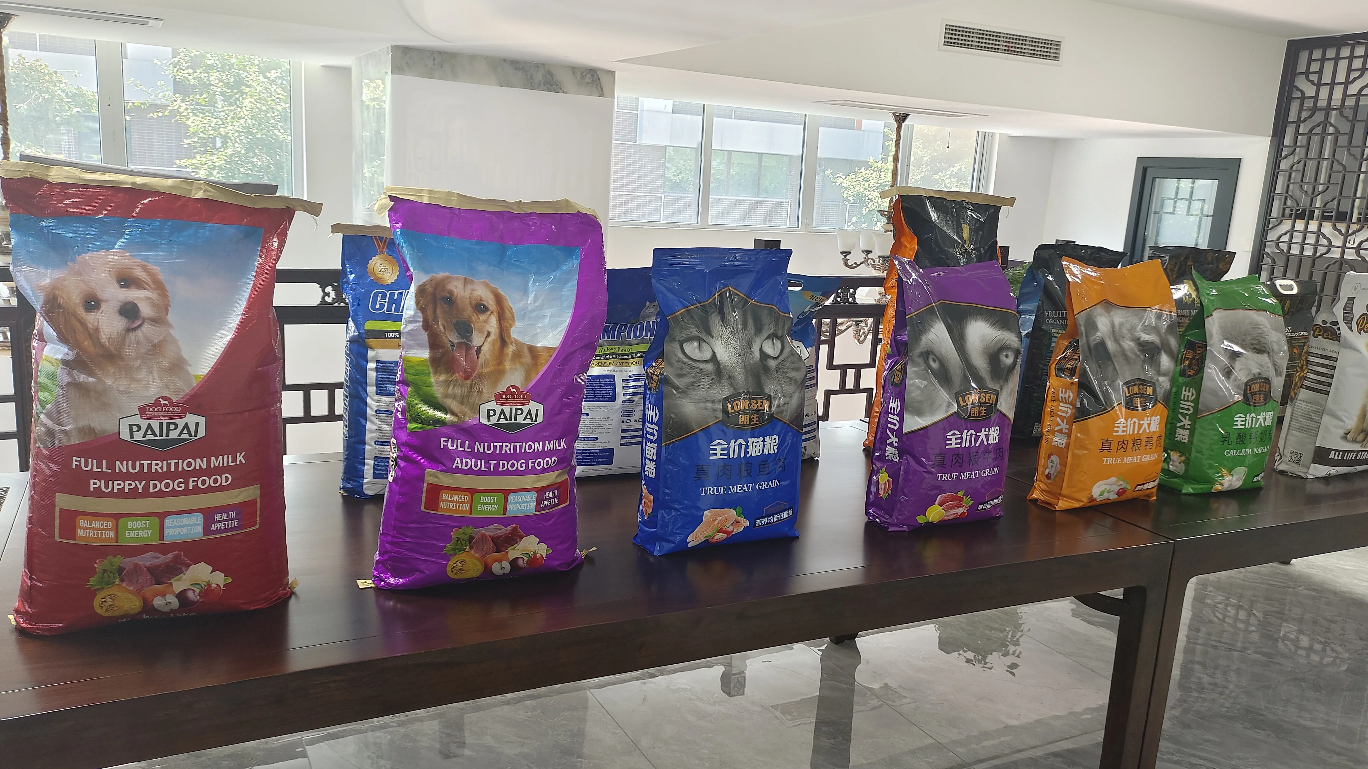 Chinese Low Price Organic Irresistible Taste Bulk Dry Dog Food High Protein  Best Quality Dog Food for Small Dogs