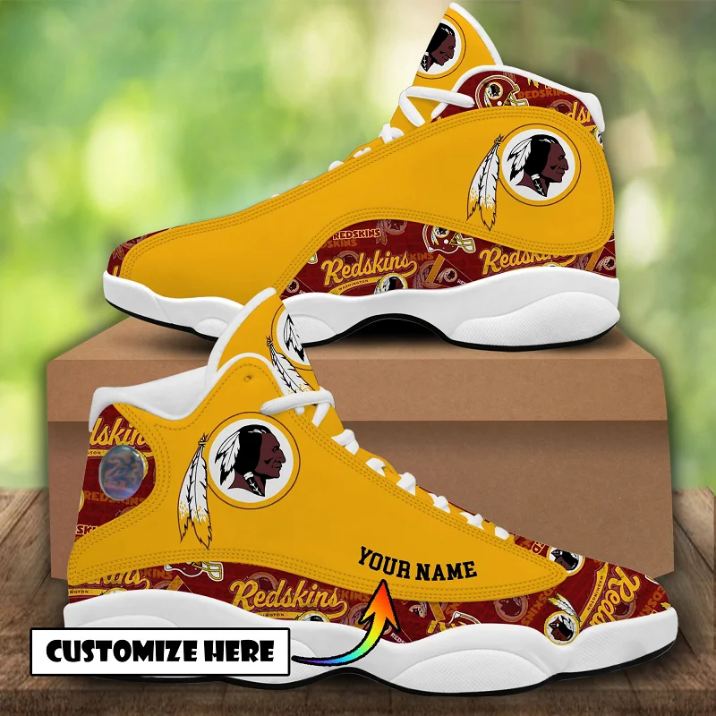 Redskins Logo Brand and Text Sign on Clothing Fashion Shop Editorial Image  - Image of design, footwear: 227999510