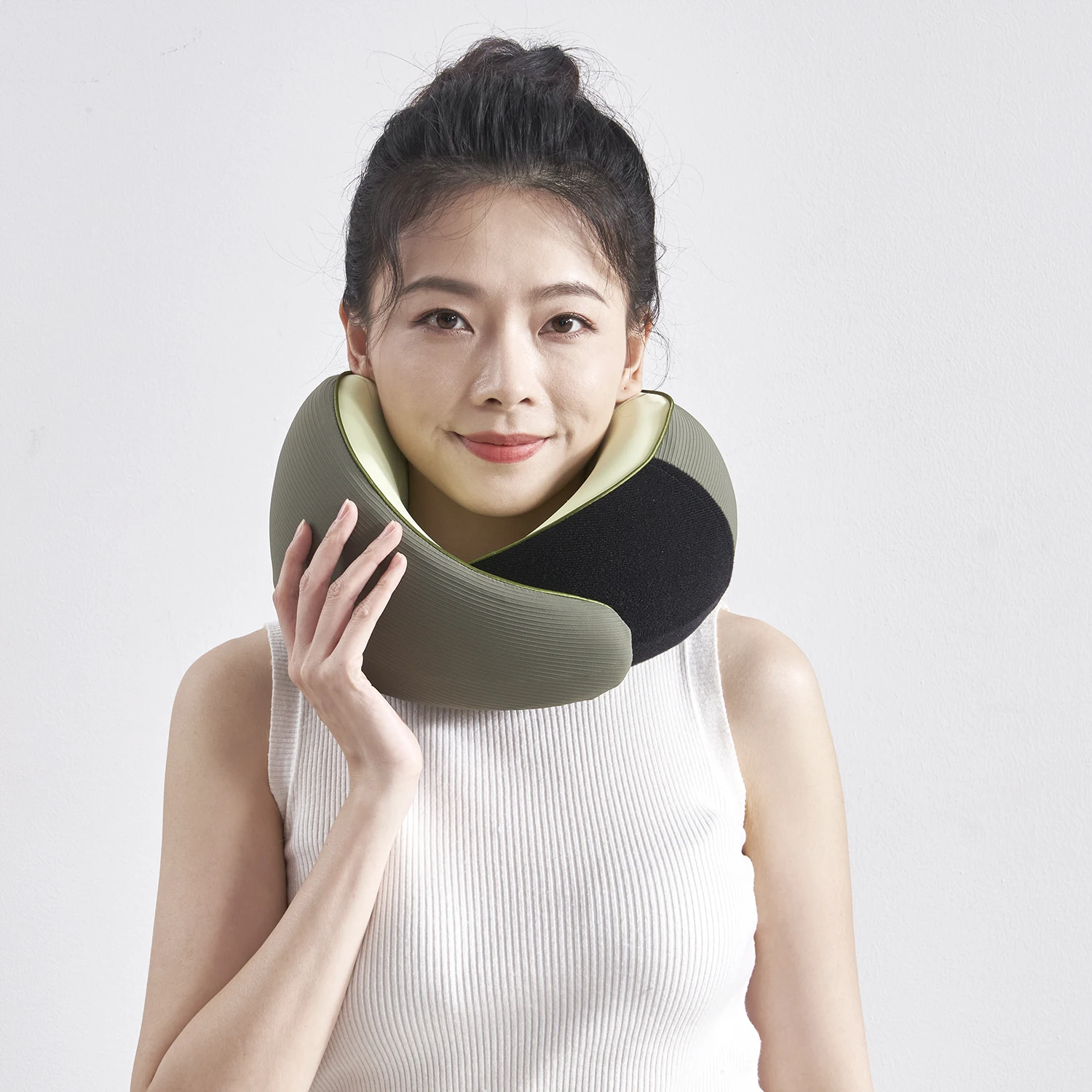 Logo Ergonomic Orthopedic Cervical Memory Foam U Shaped Car Neck