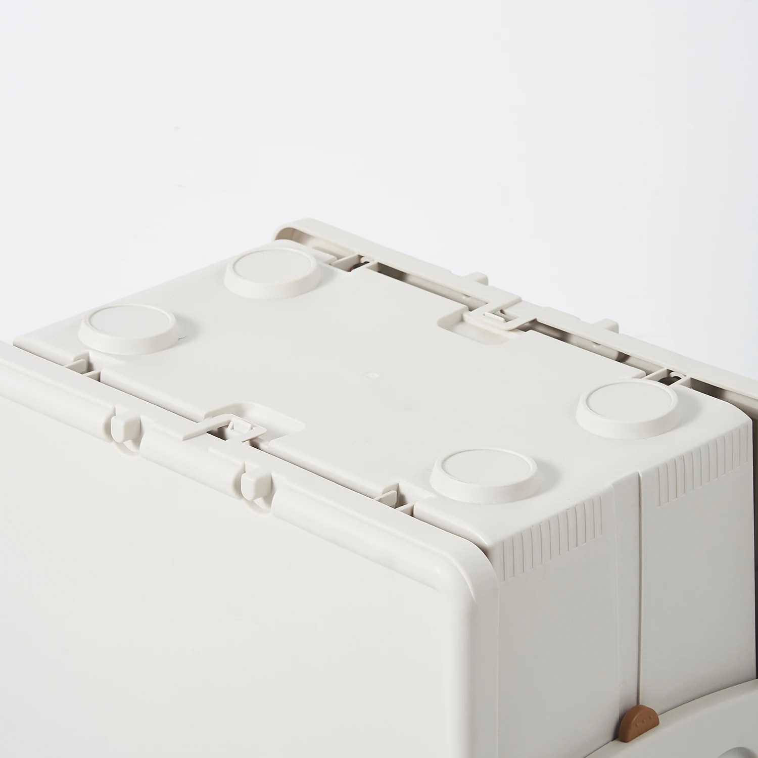 Factory OEM 17L Foldable Table Multifunction Picnic Camping Cooler Box With Table