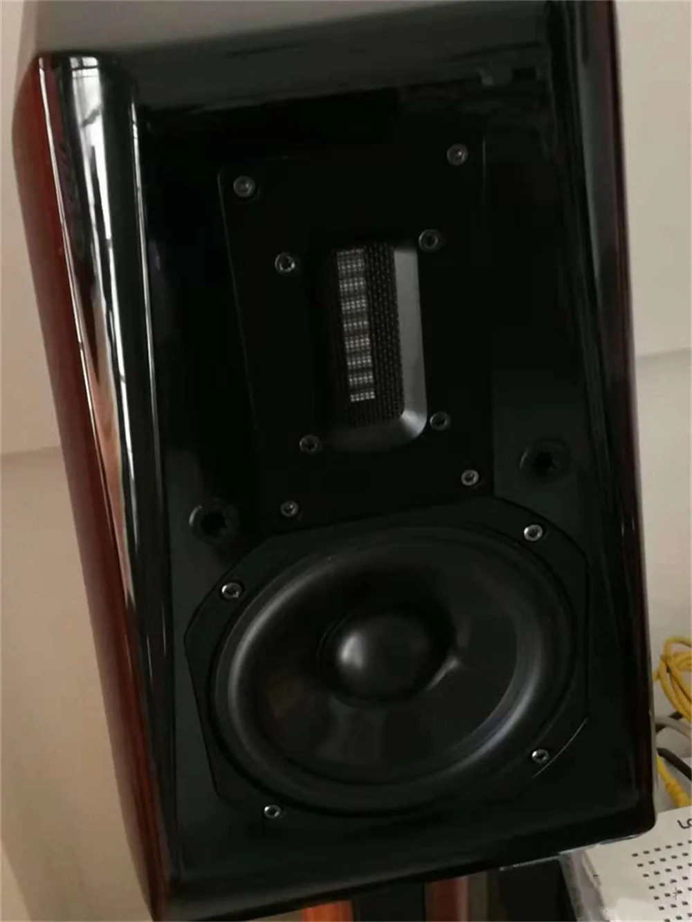 Aurum Cantus Leisure 2 Powered Bookshelf Speakers, 100W