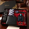 7 pezzi neri (orologio+cintura+portafoglio+profumo da 50 ml+penna+portachiavi+scatola)