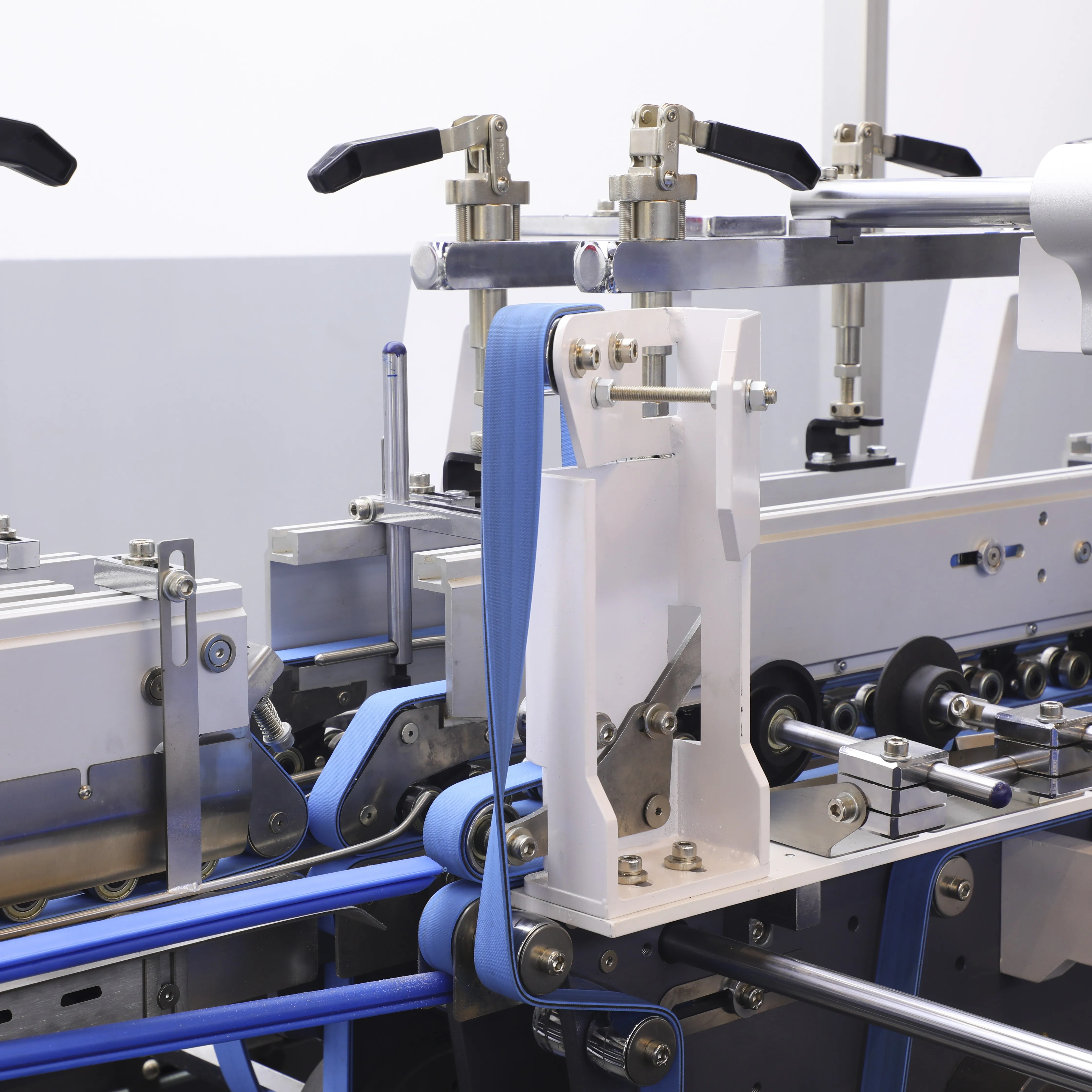 高速4角和6角中国前5名折叠机迷你纸箱折叠上胶机供应商