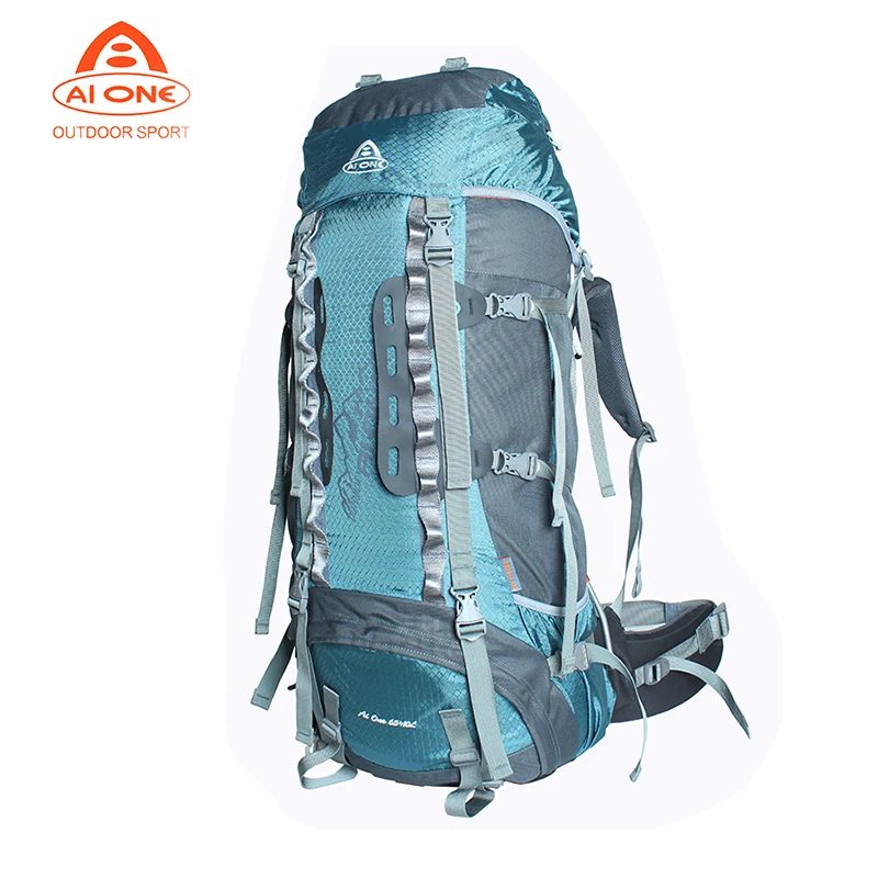 mountain climbing bag
