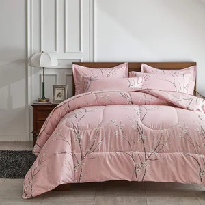 Luxury Custom European Style Reversible Floral Print Comforter 3pcs Set Queen Breathable Polyester Filled Quilt for Winter