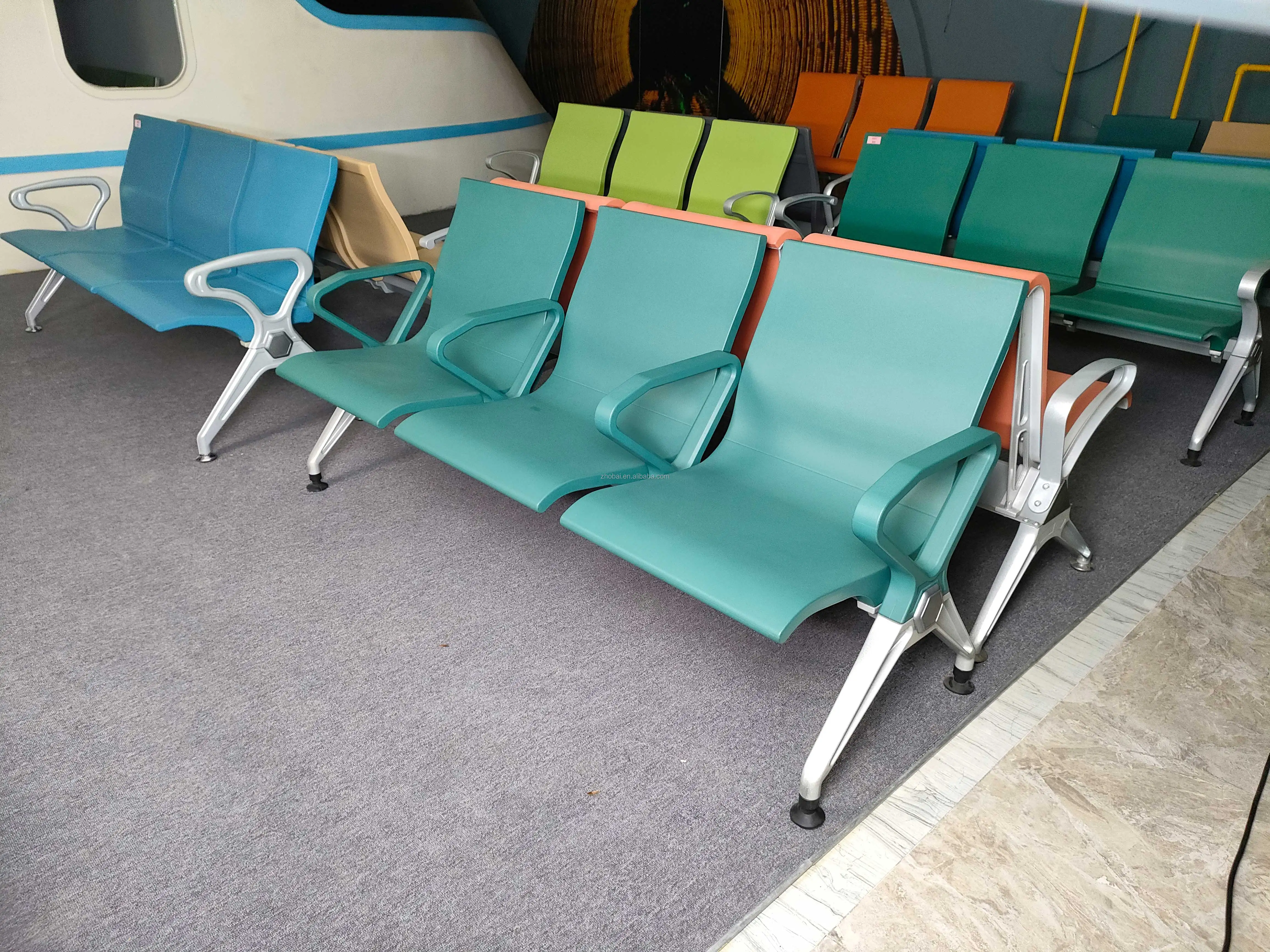 High Quality Customized 1 3 5-Seat Modern PU Hospital Waiting Chairs for Clinic Dental Public Office School Gym Areas 2