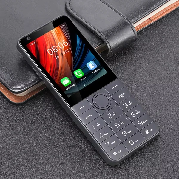Telefone com Teclado DOOV R77 PRO 4G com Android 13, Tela Touch HD
