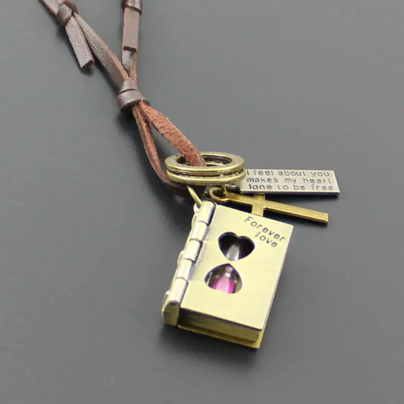 Collana Con Ciondolo Clessidra Luminescente - Vetro Luminoso Al Buio - Gioiello Regolabile Per Donna - Idea Regalo Compleanno, Fidanzata, Moglie