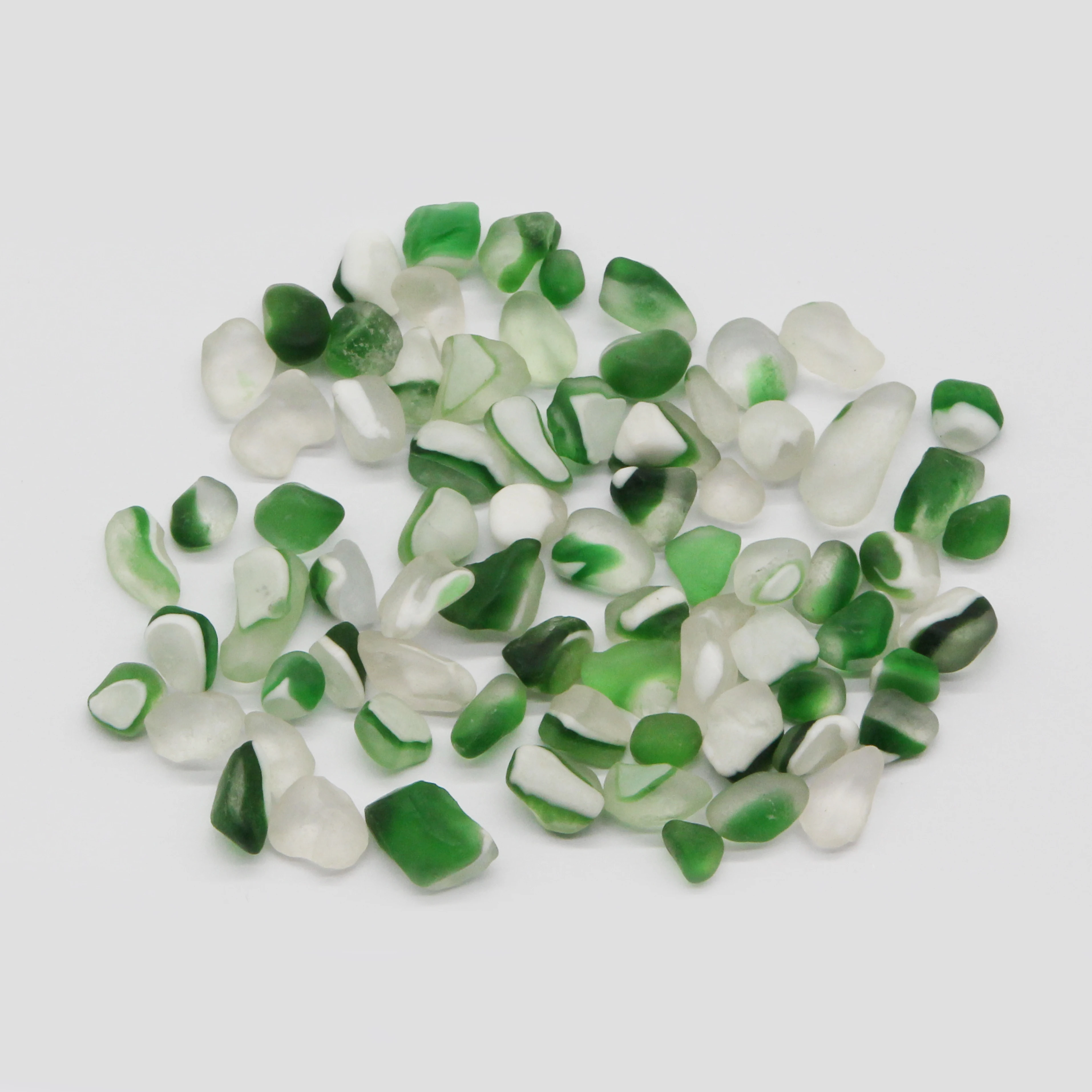 Wholesale China High Quality color Glass Beads foraquarium and home decoration
