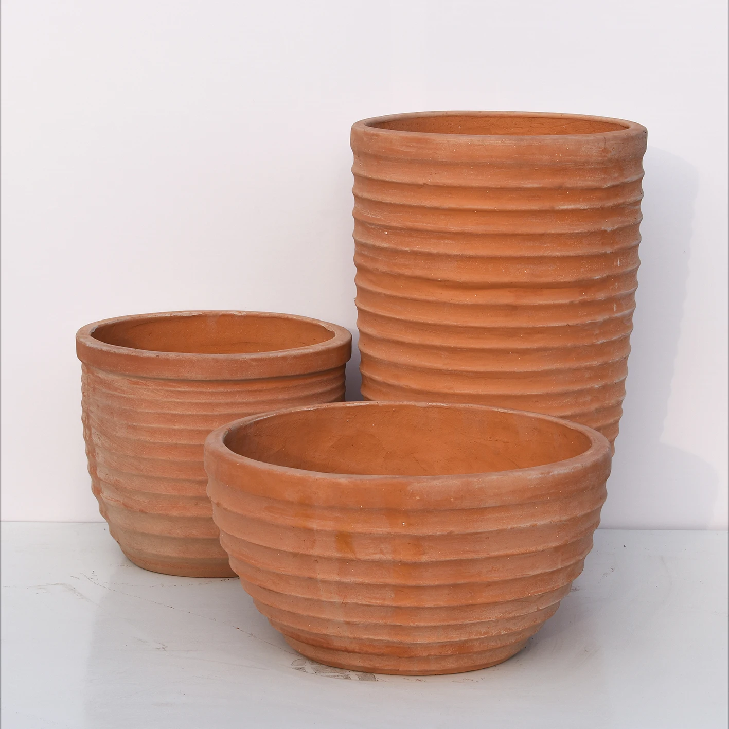 Terracotta Ceramic Flower Pot for Outdoor Garden Decorations Design Nursery Floor Planter Live Pottery for Room Use