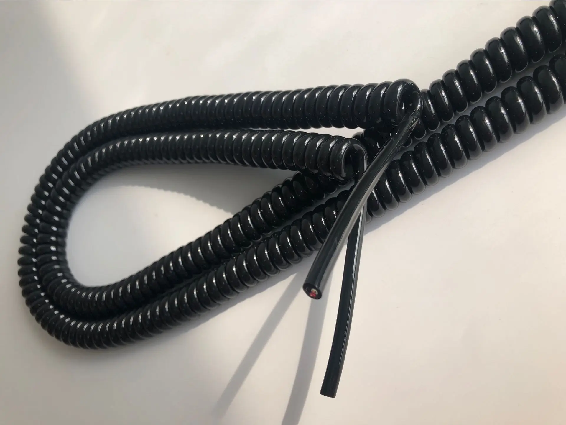 Spring Coiled Wire Electronic Coil Cable Spiral Cable For Auto Sensor And Charger