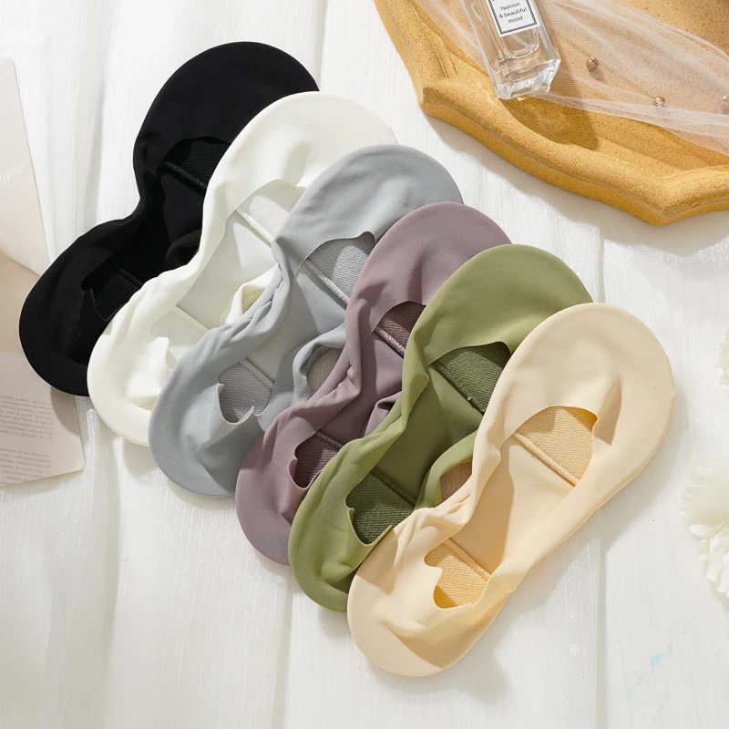 Heel Shock Absorption Sweat Absorption Soft Sponge Indoor Sock Invisible Anti slip Low Top Socks Ice Silk Women's Boat Socks