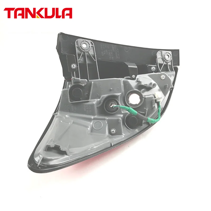 Auto Part Tail Light Rear Tail Light Lamp for Honda VEZEL 2014  Outside Tail Lamp Without Electrical Machinery