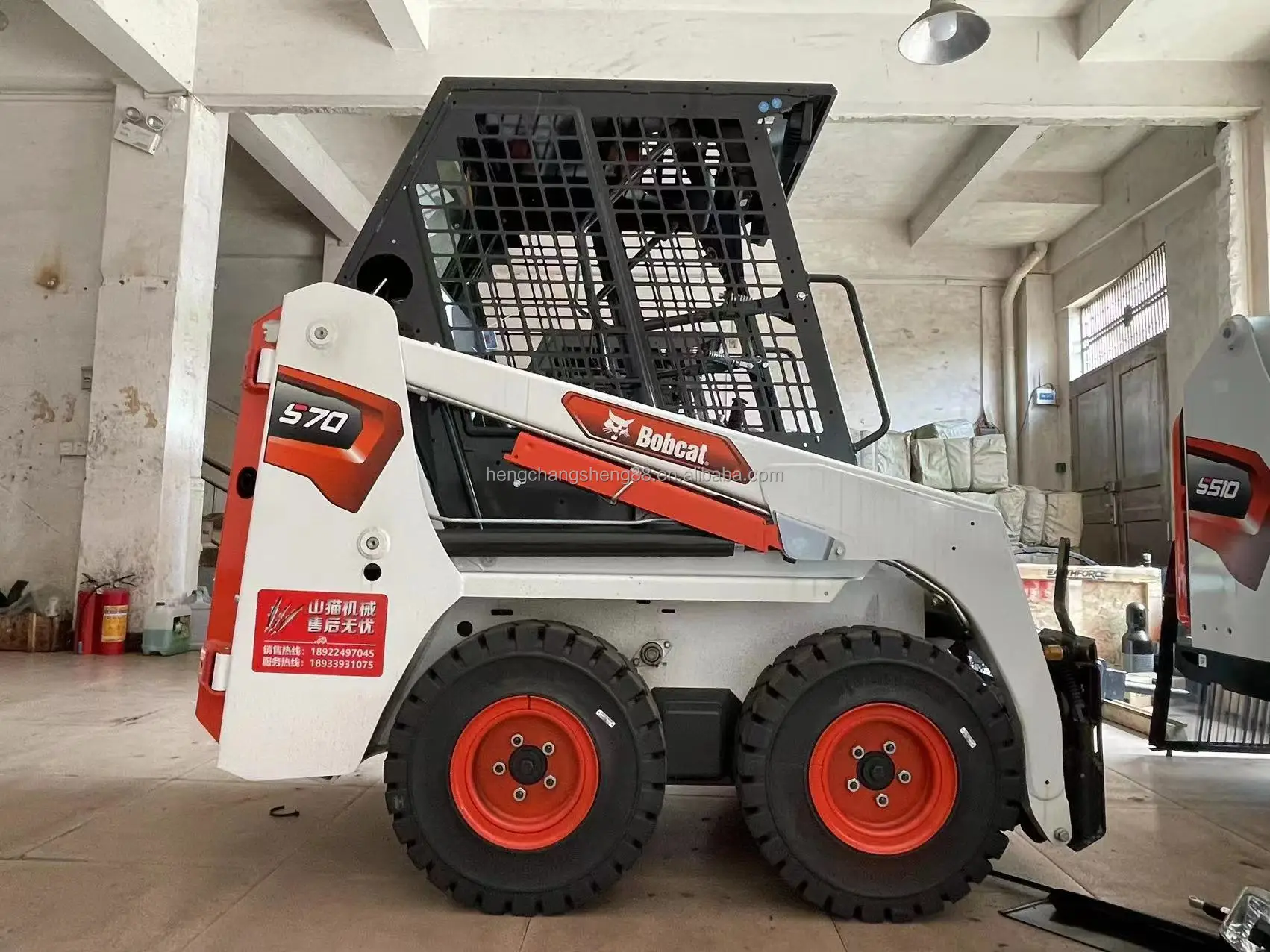 Personal Original Used Pneu Turbo Made in America Used Mini S70 Wheel Loader Skid Steer Loader