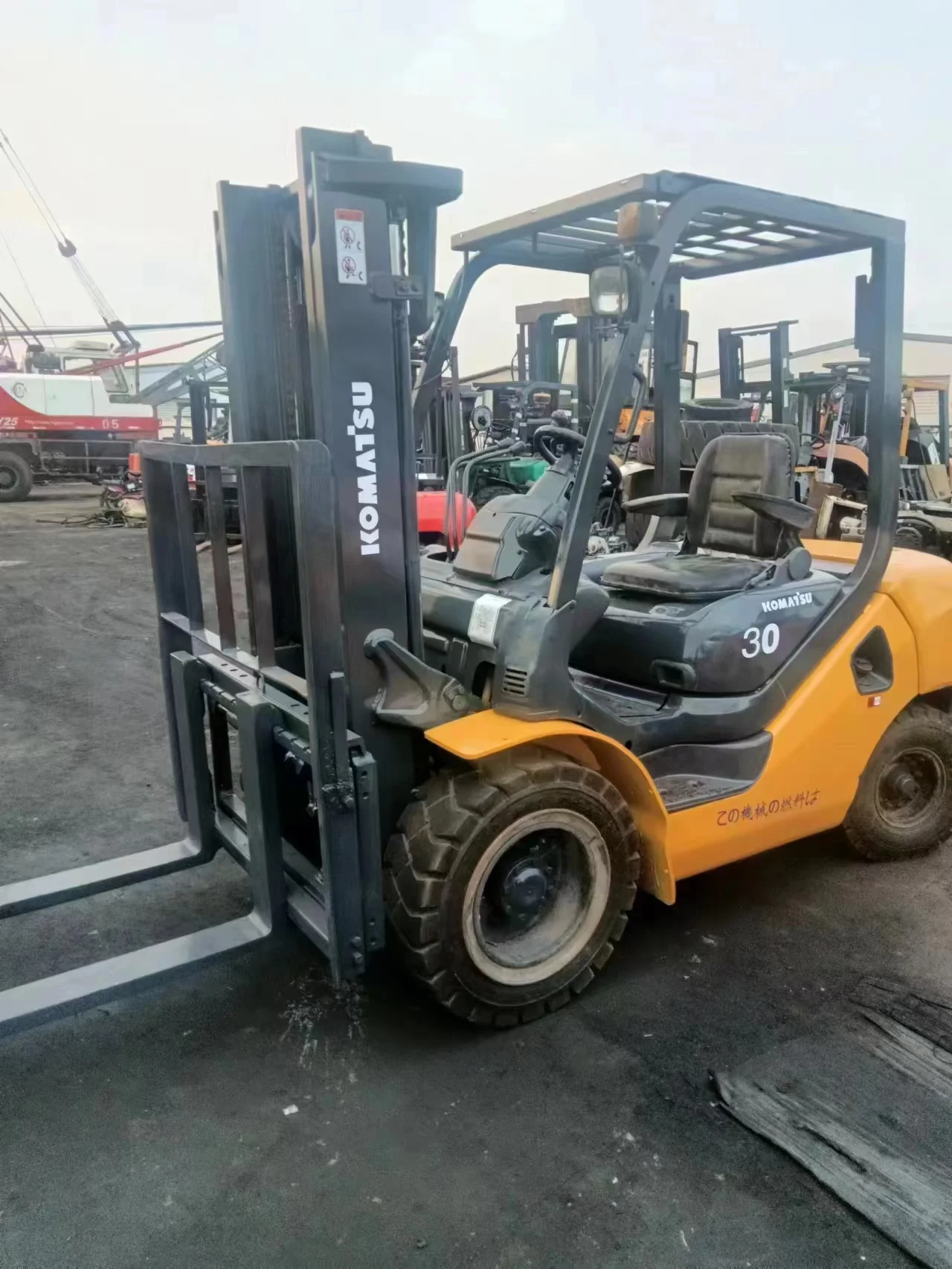 Good price used Komatsu original Japanese used forklifts 30 Komatsu