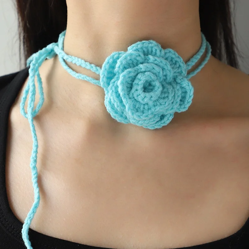Collier Vintage Fleur Cabochon Vert Cristal - Bijou Ancien Or Couleur, Référence 4887, Sans Marque