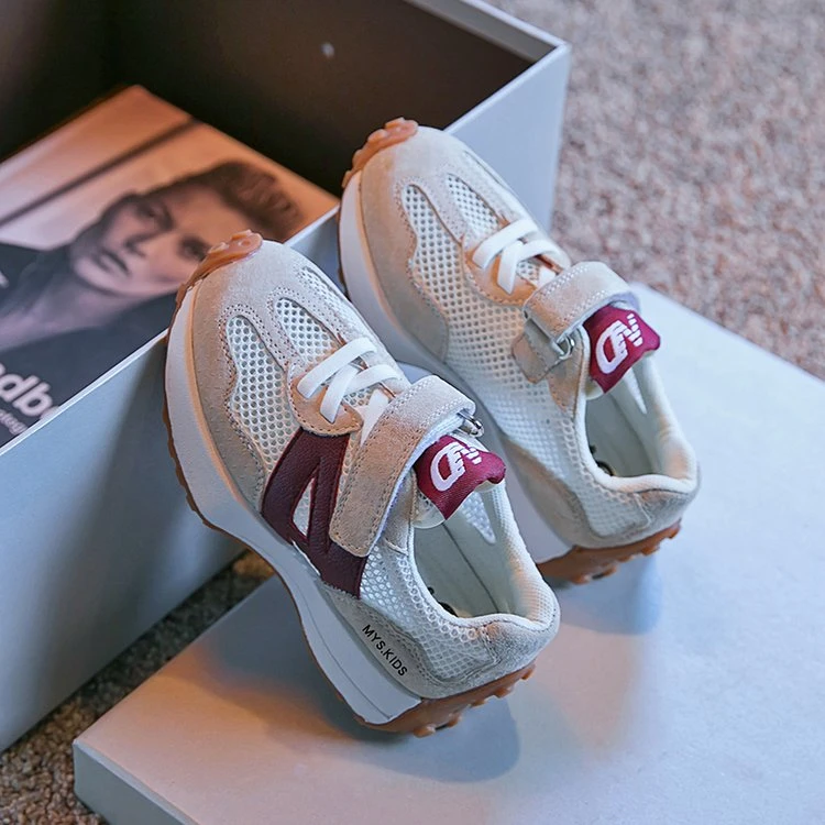 badminton shoes