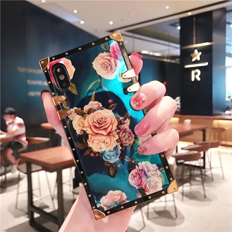 Source Cute Cartoon Anime girl Square trunk soft phone case for
