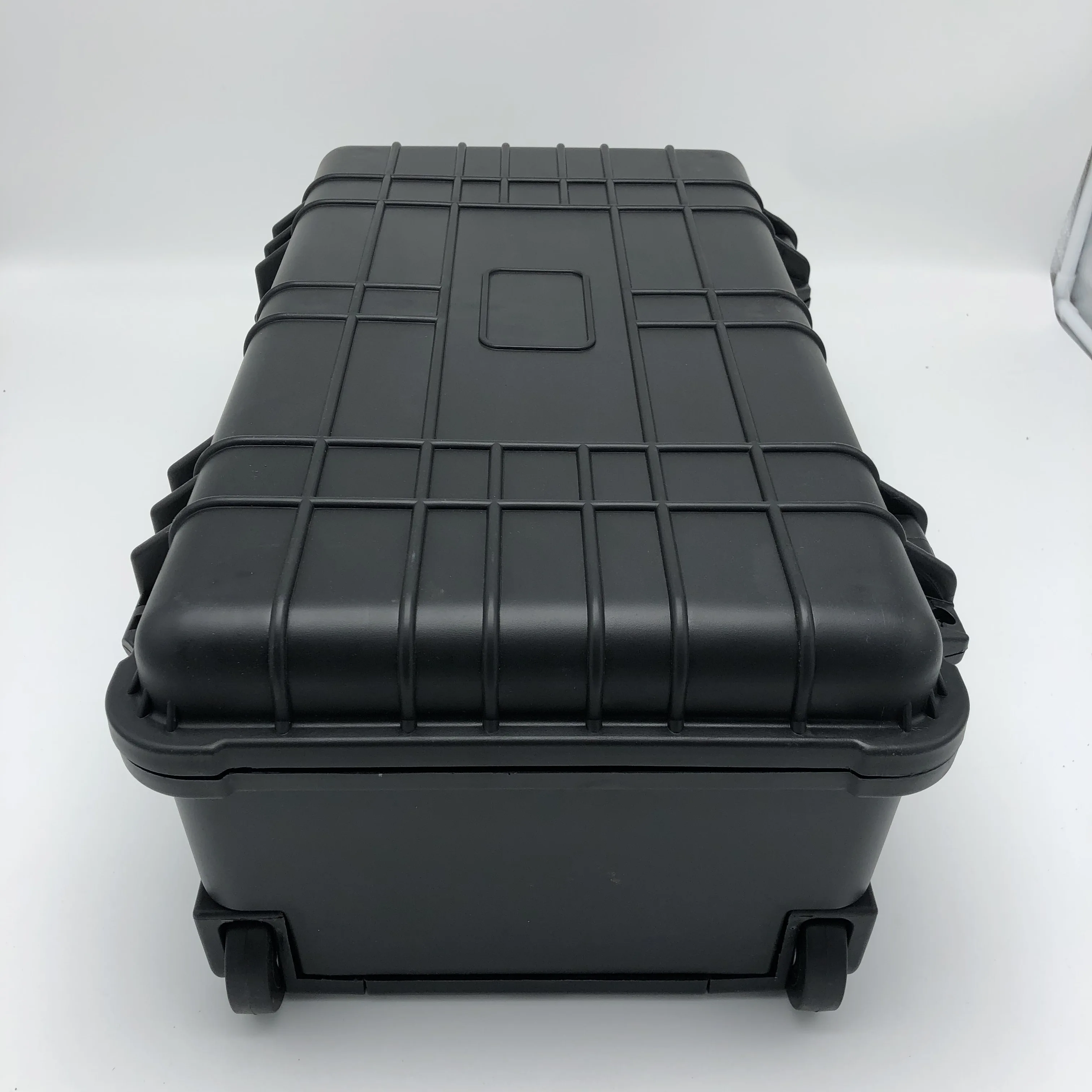 APACHE 5800 DARER Case - Large Waterproof Hard Shell Suit Case for