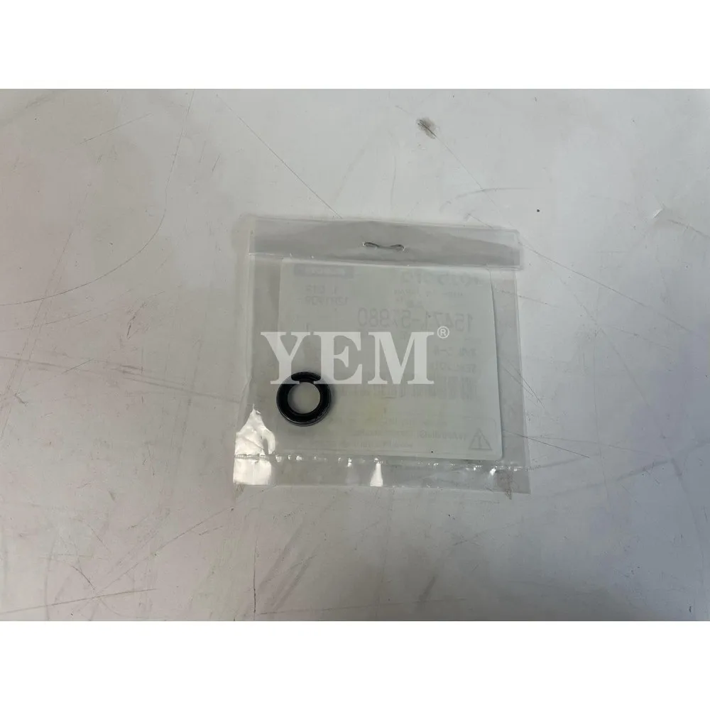 D1703 Oil Seal 15471-57980 for Kubota Construction Machinery Spare Parts
