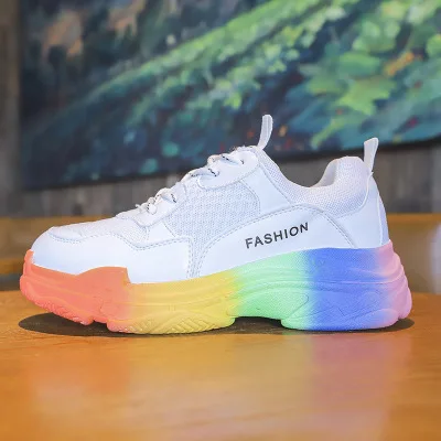 
Кроссовки женские на платформе, дышащие, на шнуровке, увеличивающие рост, повседневная обувь на массивной подошве, радужные цвета 