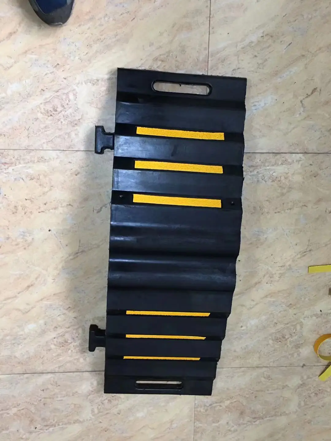 OEM Factory Speed Bump Car Cable Cover 2 Channels in Yellow and Black factory