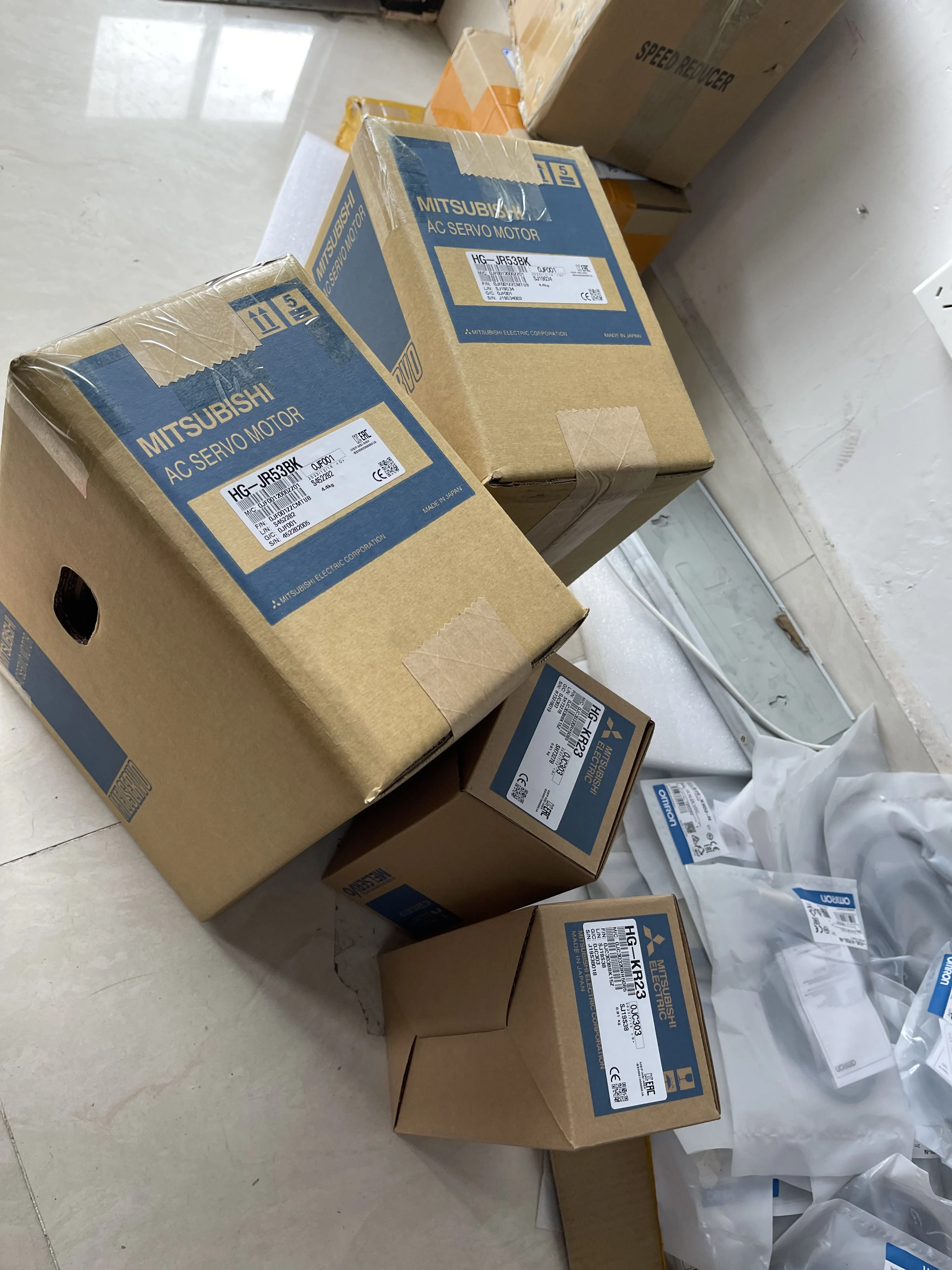 Mitsubishi AC Servo Motor HG-JR53BK Mitsubishi AC Servo Motor HG-JR53BK