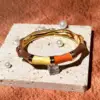 Brun-orange-jaune