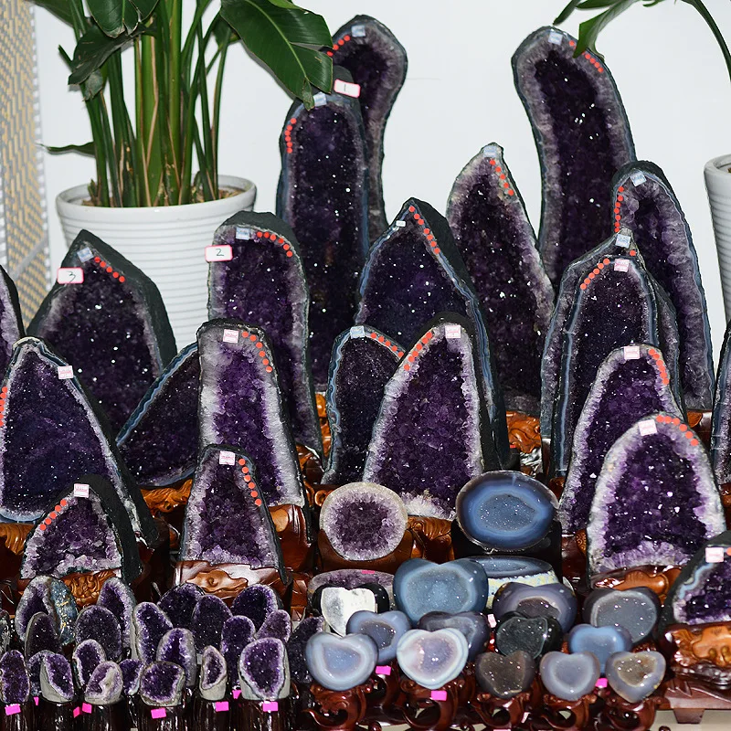 Wholesale Natural Brazilian Uruguay Amethyst Geode Crystal Home Office Ornament Decorative
