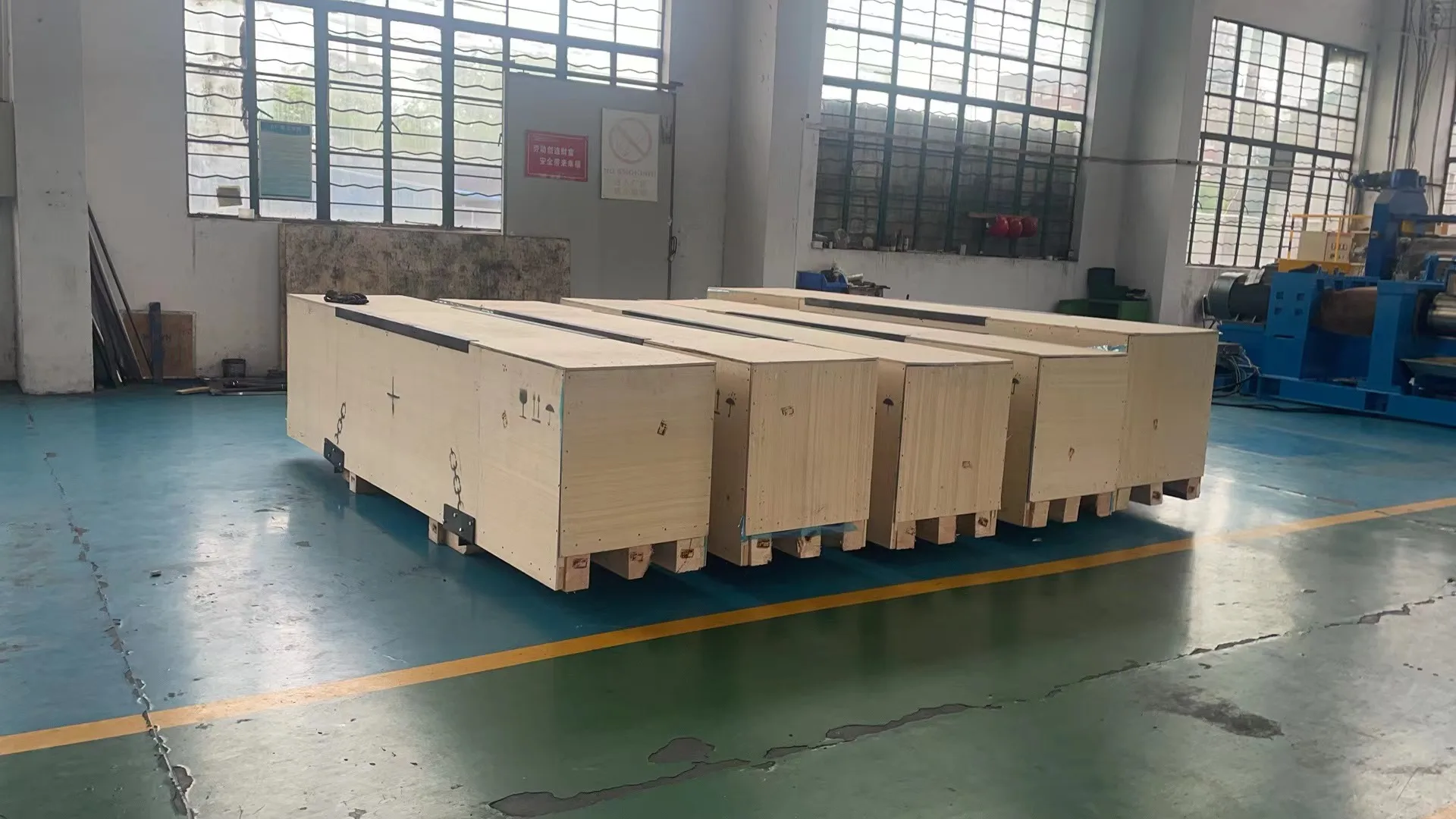High Quality Cast Iron Cracker Roll Surface Shape For Milling Roller ...