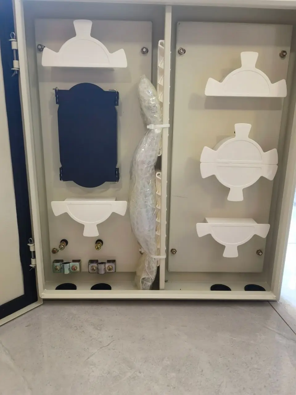 Outdoor Metal 12core 24core Fiber Optic Interconnect Wall Mount ...