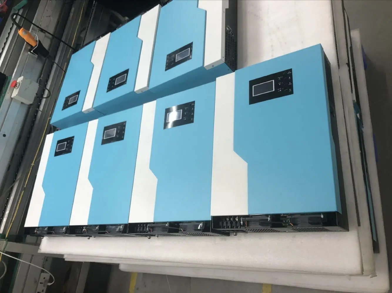 5.5KW 100A MPPT Charger Run Without Battery Hybrid Solar power MPPT Inverter 48V 230Vac