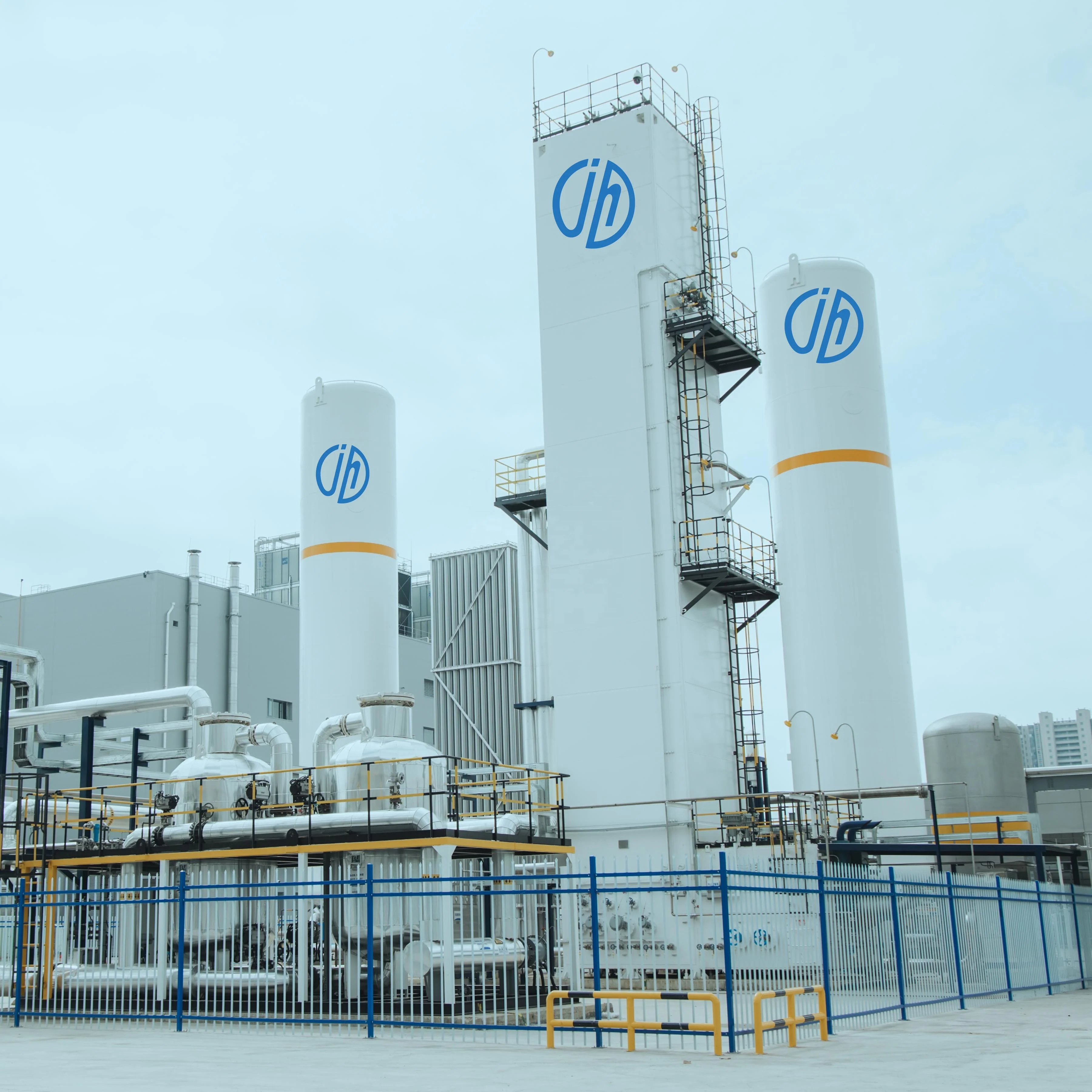 Cryogenic Air Separation Plant with Core Component Turbo Expander Bearing