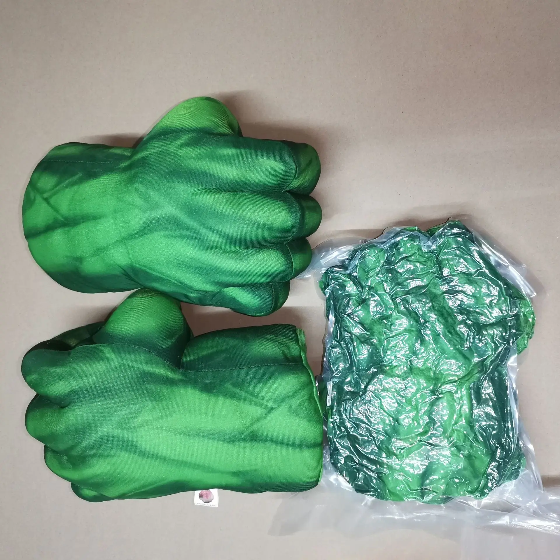 Gants De Boxe Peluche Géants Enfant – Jouet Cosplay Halloween Carnaval Noël Cadeau Fun Garçon Fille