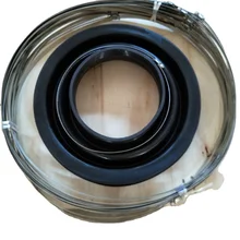 Easy and quick to instal flexible sleeve Casing end seals between the casing and carrier pipe