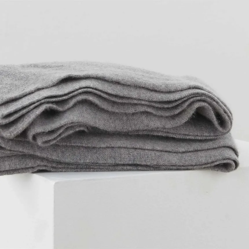 Высокое качество, оптовая продажа, мягкое на ощупь роскошное вязаное одеяло для кровати, кашемировое одеяло, всесезонное
