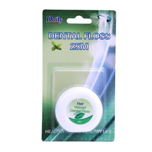 Daily Care OEM Factory Refreshing Mint Flavor 50M Blister Card Teeth Cleaning Floss630D Waxed Nylon Flosser