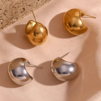 Hollow Out Moon Stud Earrings Chunky Gold Plated Earrings Stainless Steel Jewelry Gift Idea