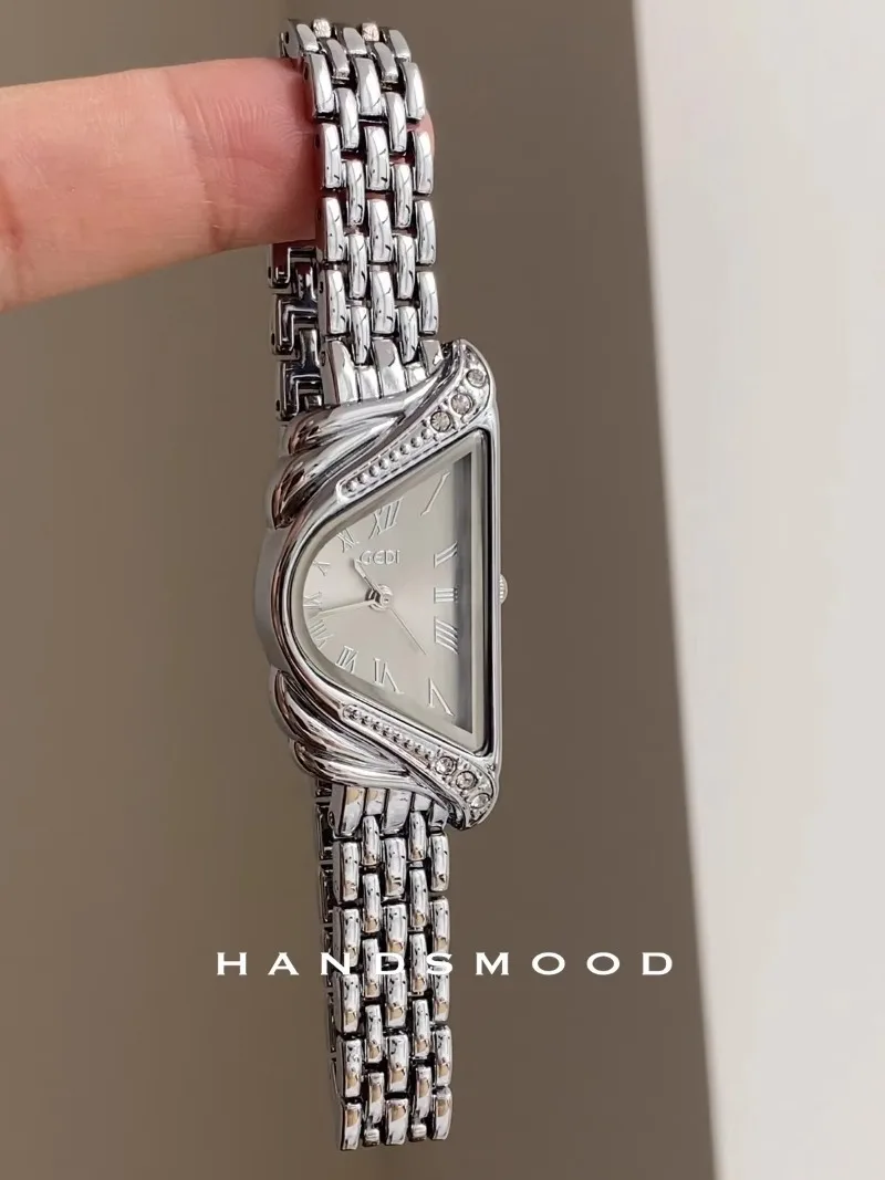 Vintage Gold Harp Women's Quartz Watch