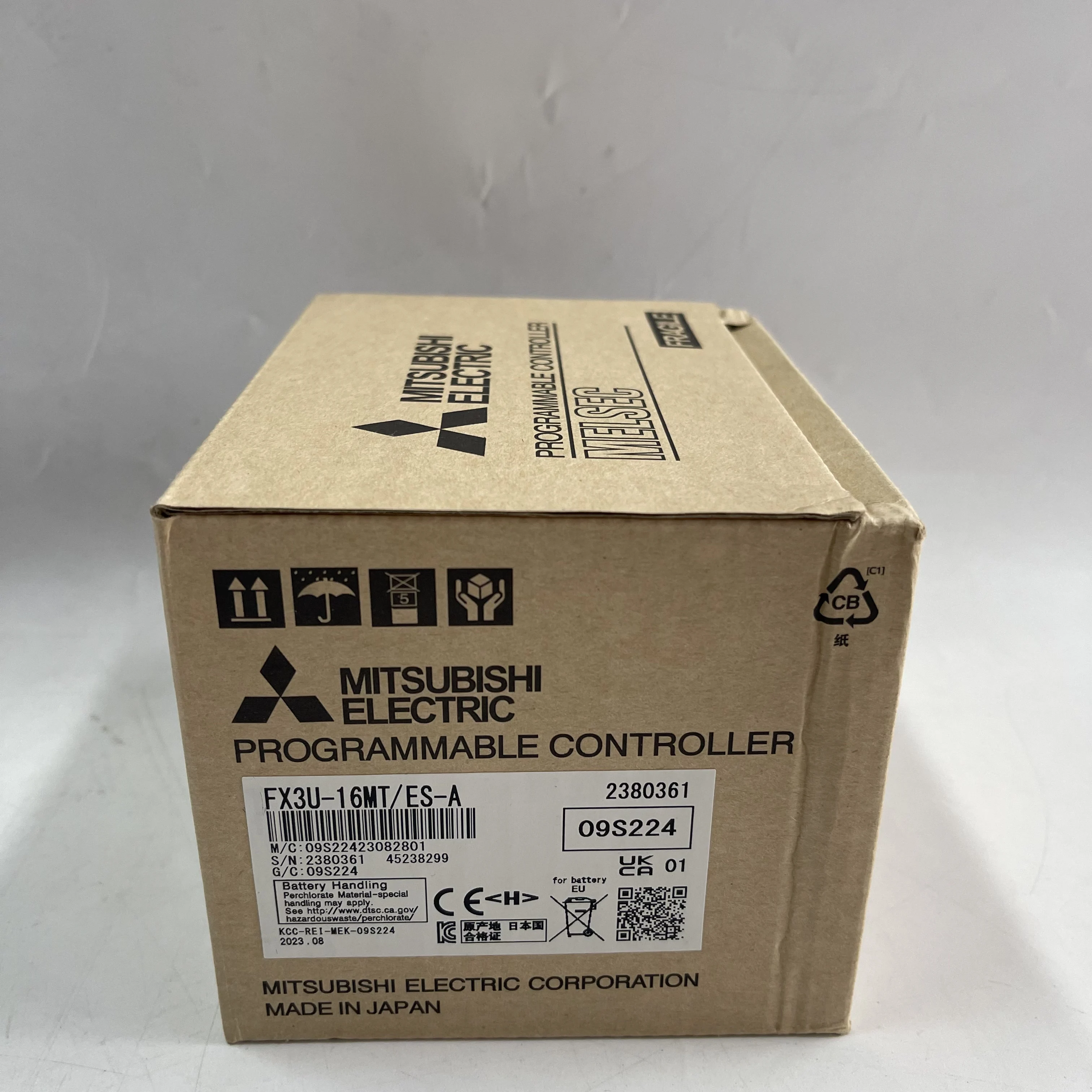 Mitsubishi Programmable Logic Controller FX3U-16MT/ES-A Mitsubishi Programmable Logic Controller FX3U-16MT/ES-A