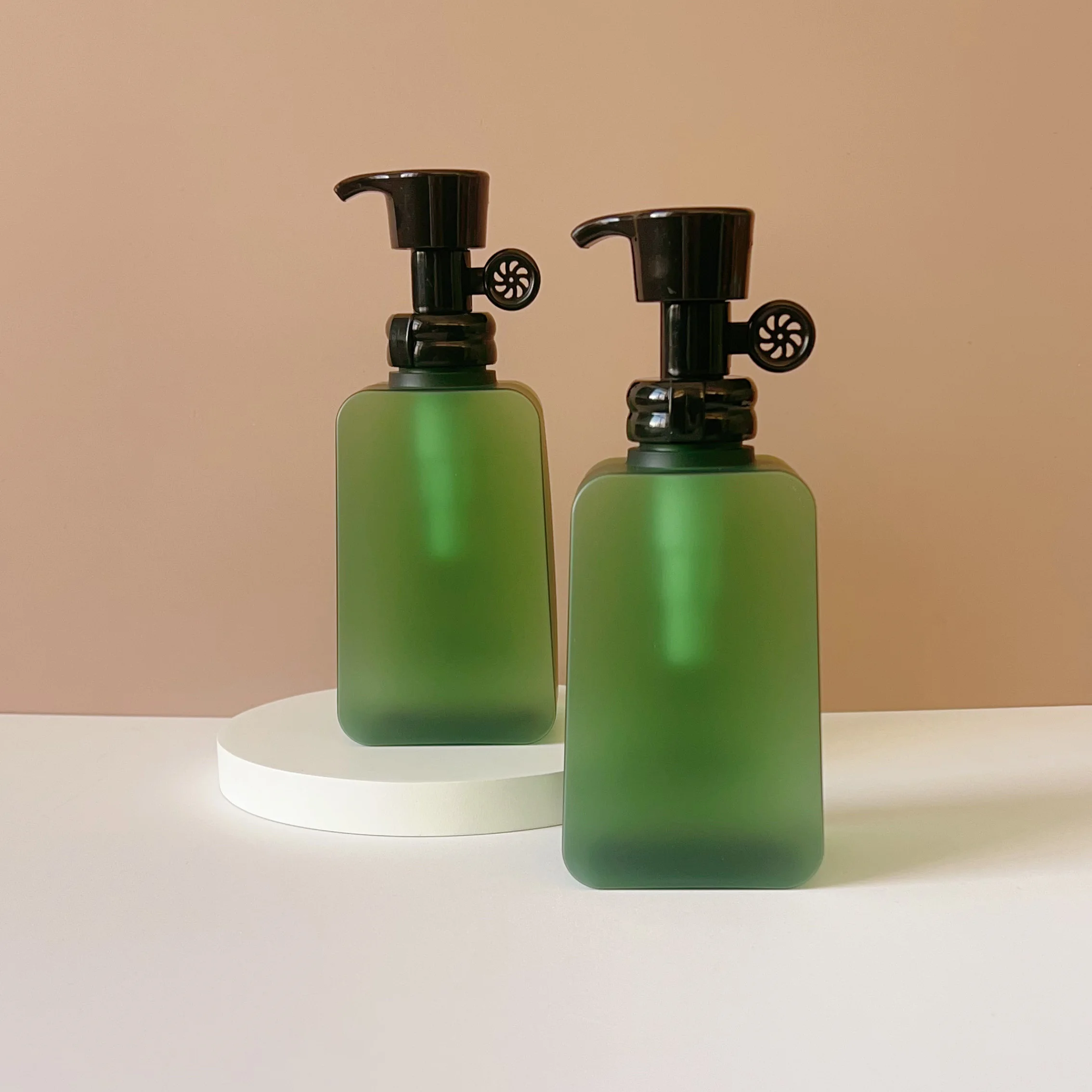 Luxury 50ml 250ml 450ml 500ml 750ml Petg Care Shampoo Packaging Bottle Shower Gel Lotion Press Bottle Matte