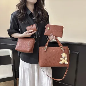 4-pieces Set Wholesale Fashion Women's Handbag Pu Leather Letter Design Ladies Handbag and Wallet Messenger Bag with Bear