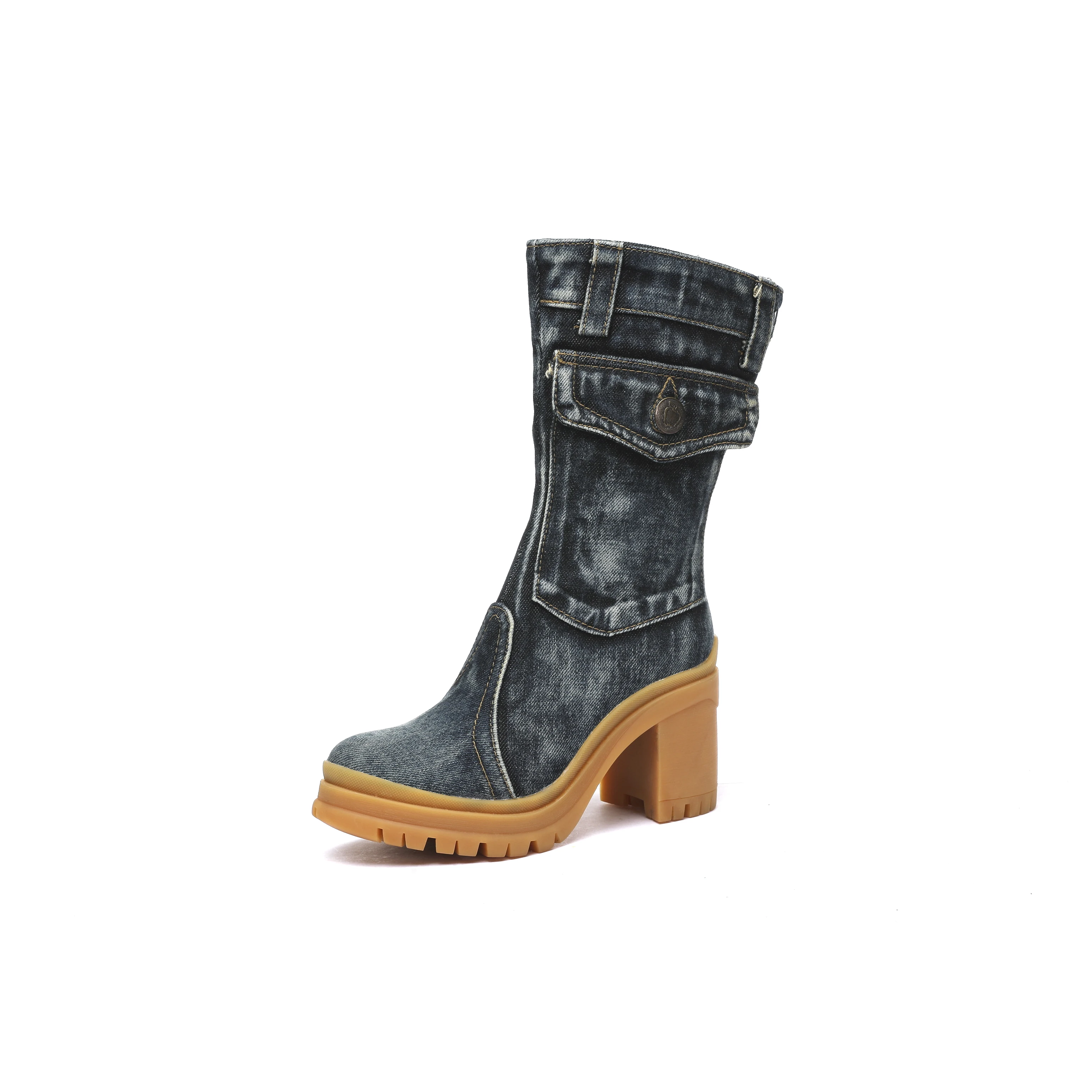 Botas vaqueras: así las llevaremos con vestidos como las expertas en 2022 |  Vogue