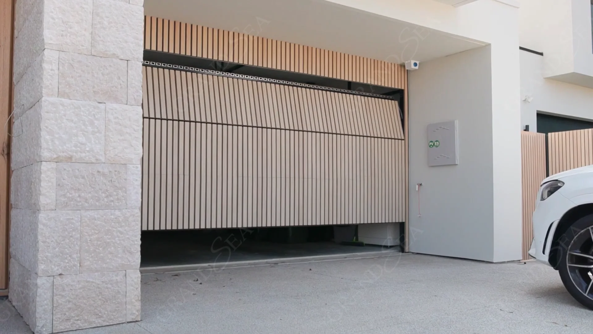 Infinity Flush Panel Smooth Aluminum Garage Door With Horizontal Modern