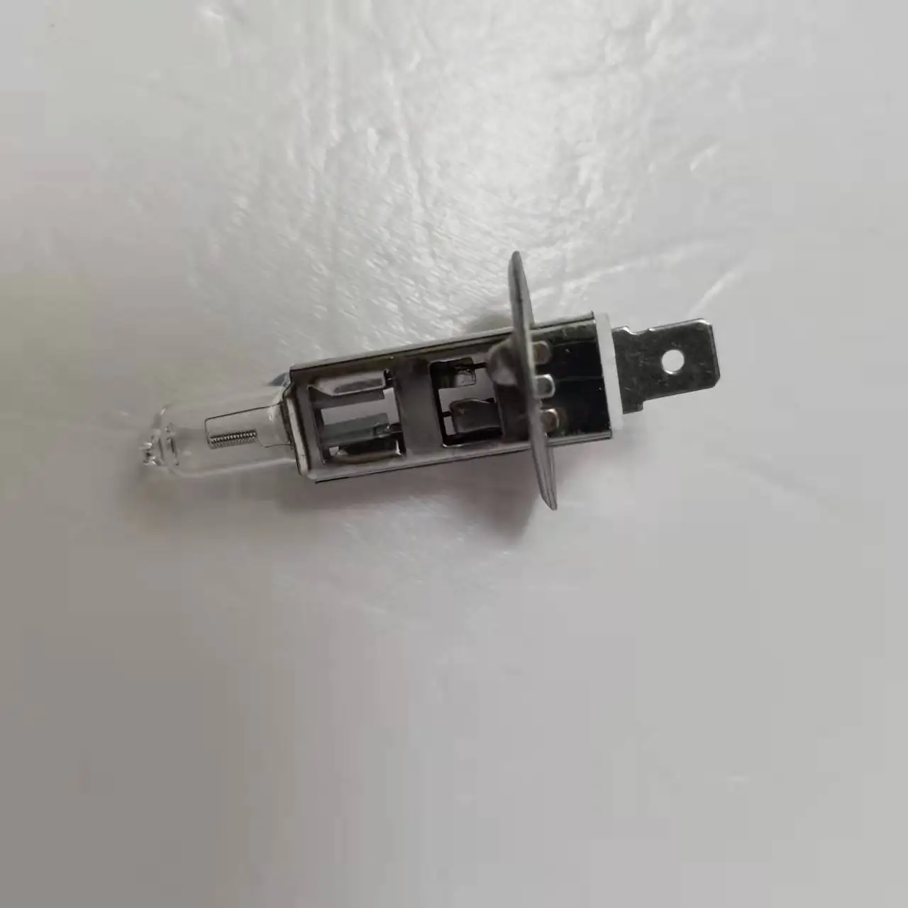 HSG Brand Car Halogen Bulb H1 H3 H4 H7 for Auto Lighting System
